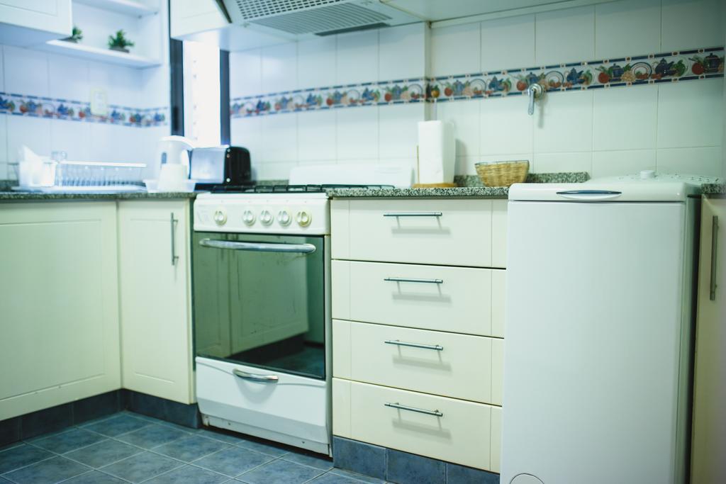 4 Personas A 150 Mts Sanatorio Allende Apartment